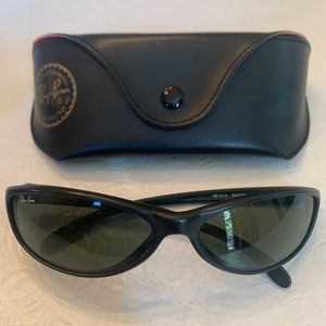 Ray Bans retro style